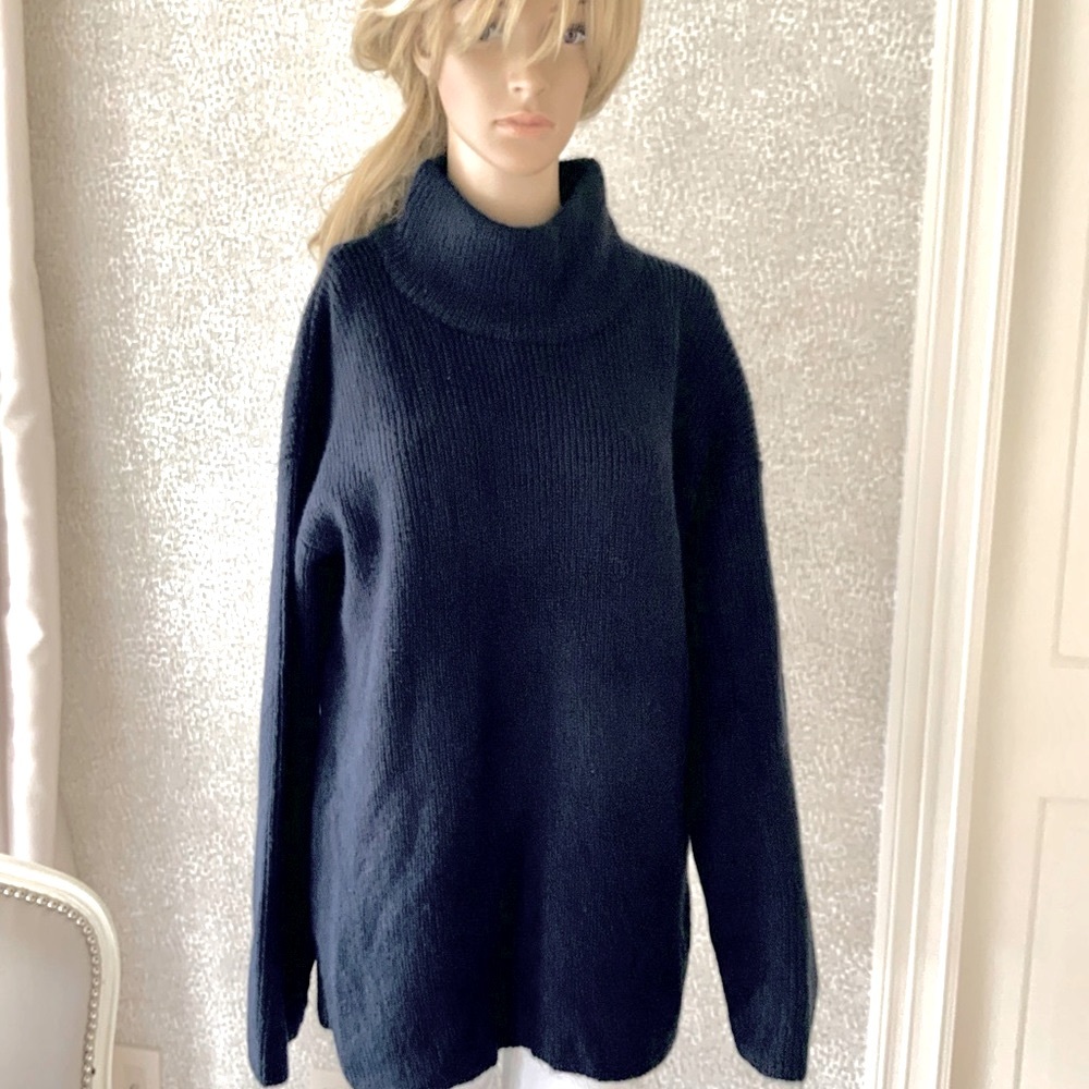 NWT Ann Taylor navy blue cosy knit sweater M